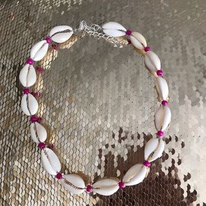 VSCO cowrie shell & pink bead necklace/choker💖